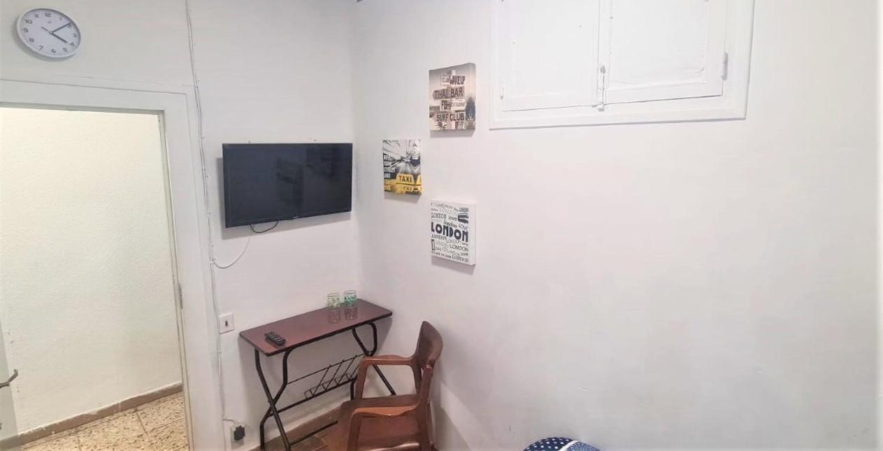 Habitacion En Centro De Ciudad Con Bano Compartido ปัมโปลนา ภายนอก รูปภาพ